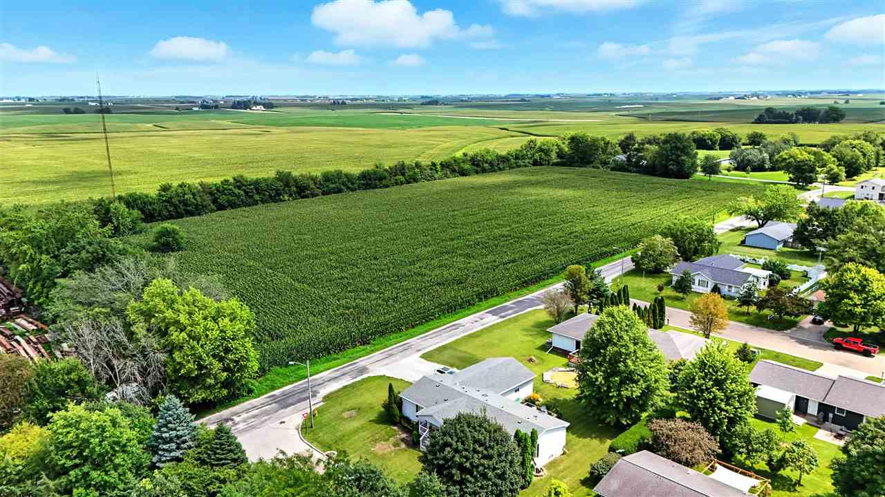 17TH Street Washington IA 52353