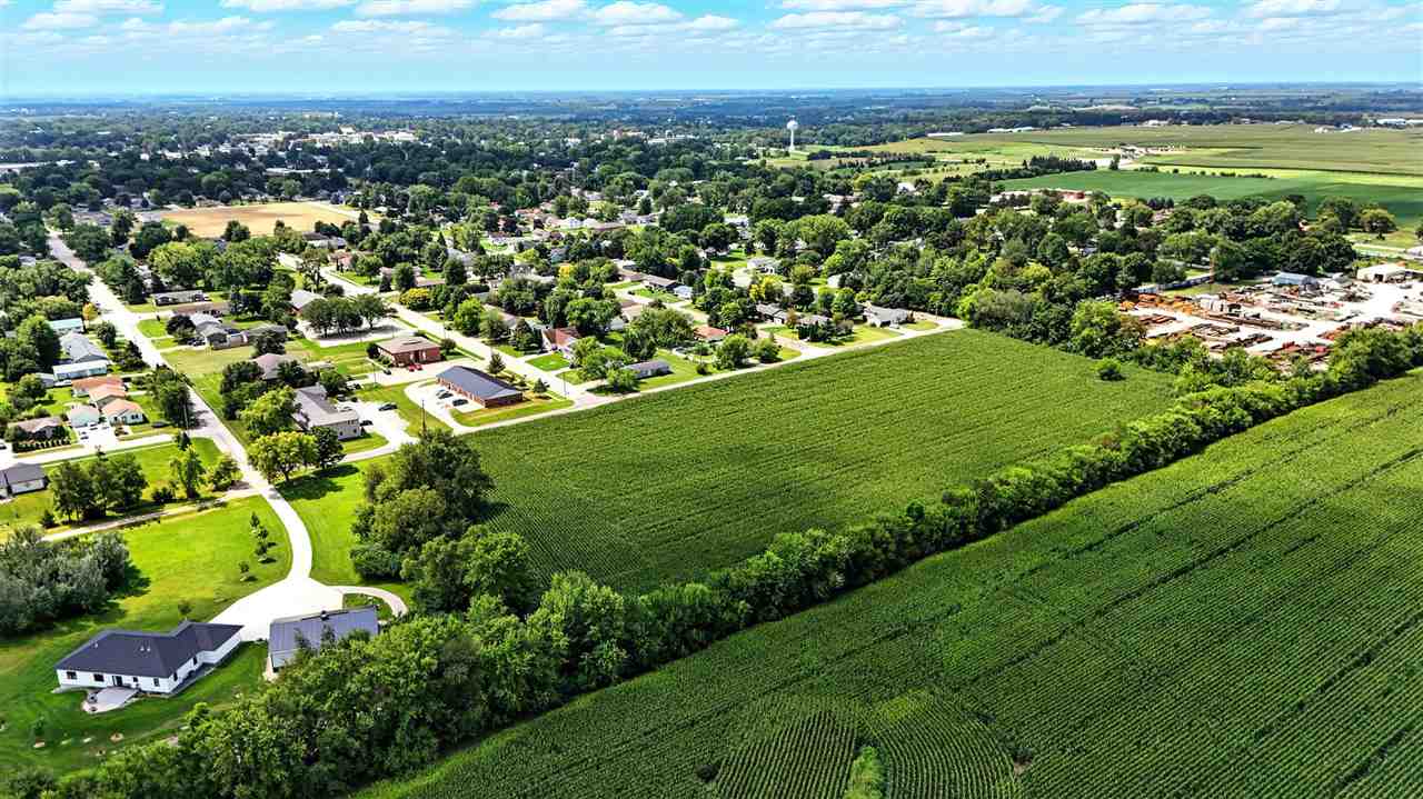 17TH Street Washington IA 52353