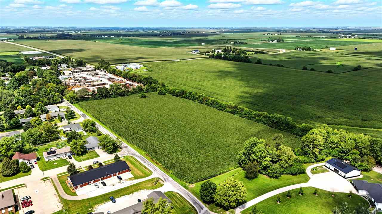 17TH Street Washington IA 52353