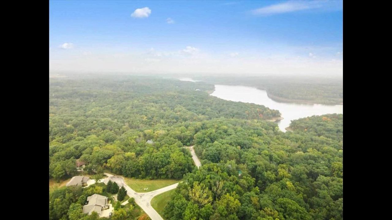 Lot 23 Meadowlark Lane NE Iowa City IA 52240