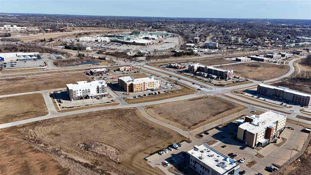 2706 James Street Coralville IA 52241