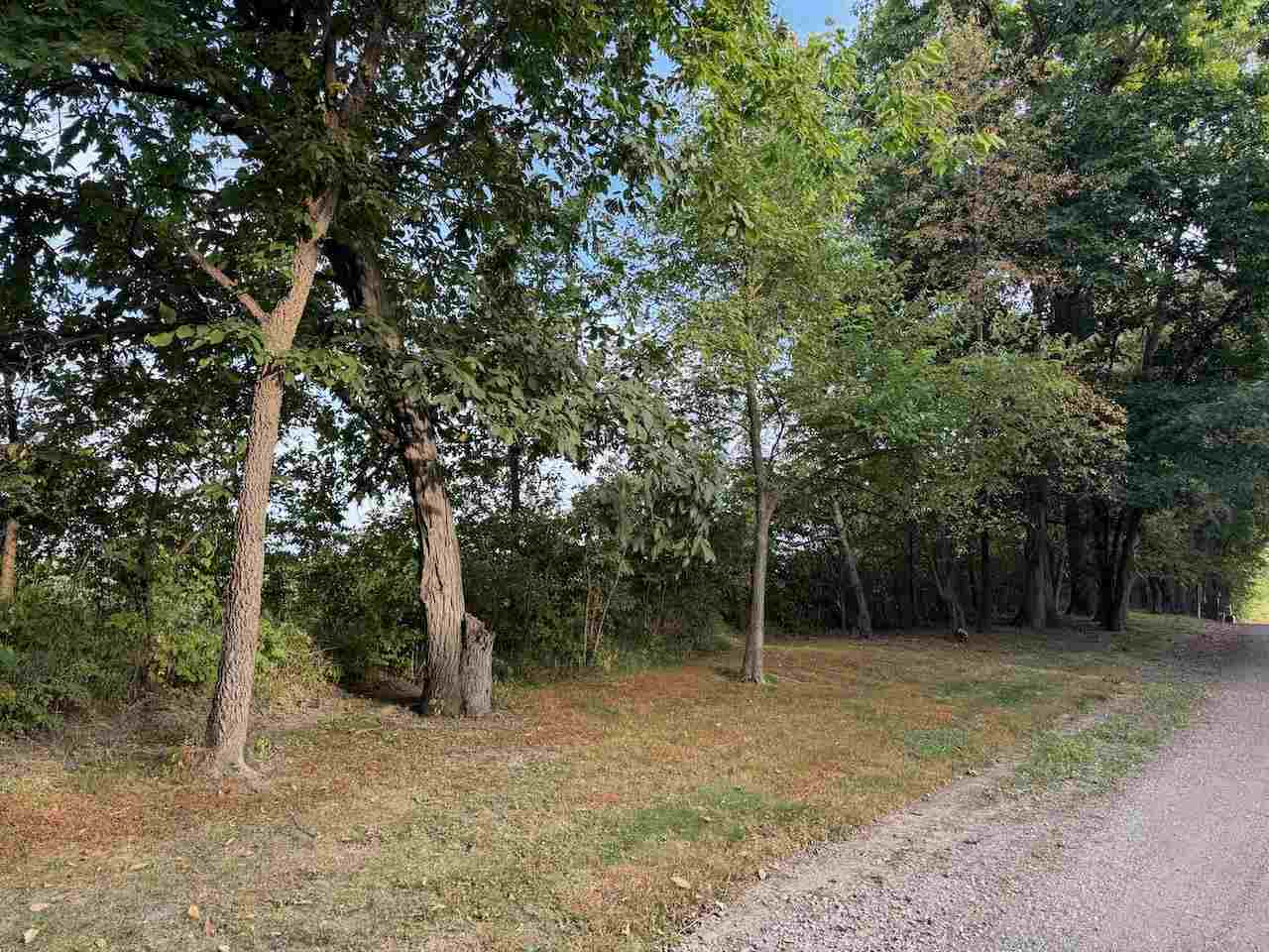 25738 Golden Pond Lane Se, Lot 16 Lone Tree IA 52755