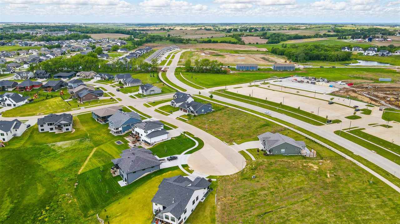 1817 Green Oak Court Tiffin IA 52340