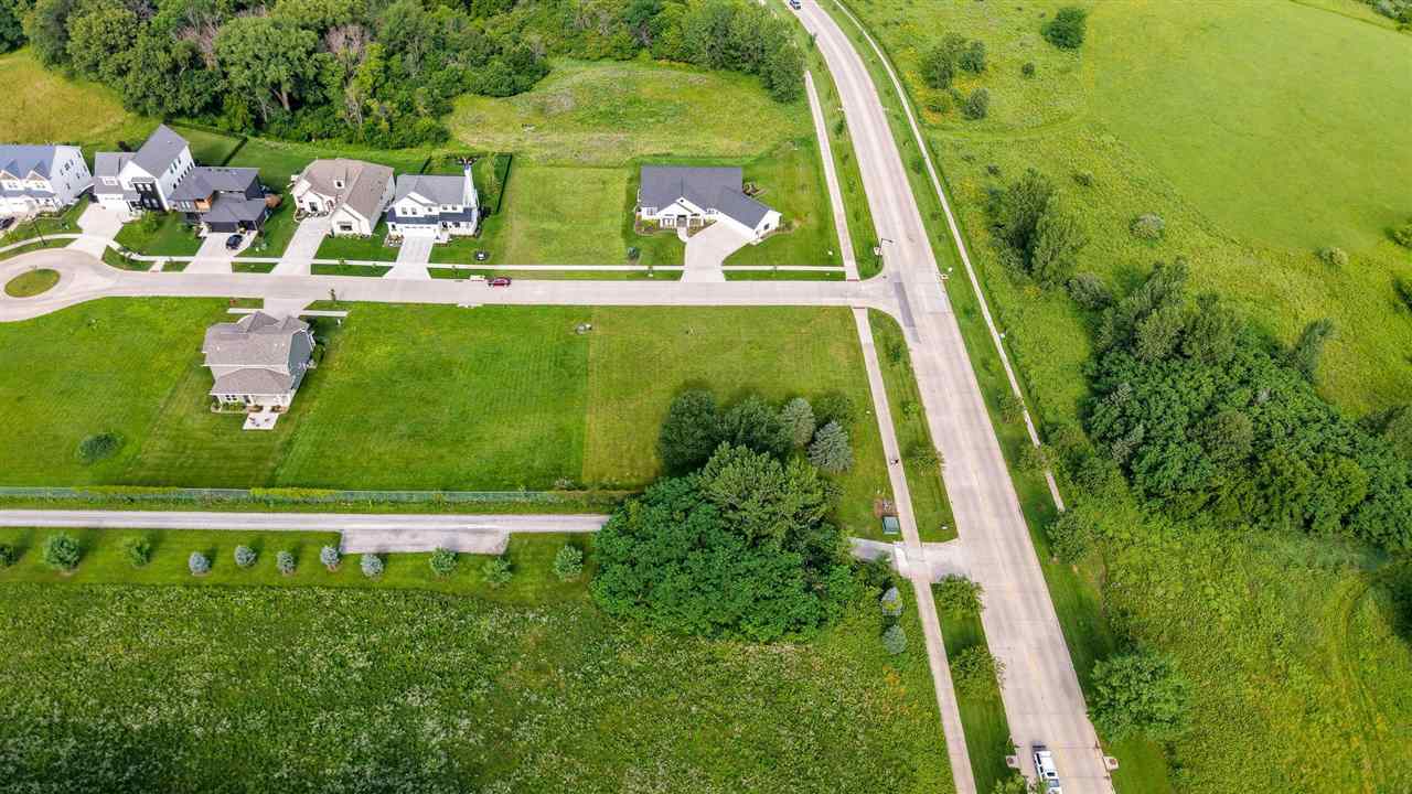 1464 Tamarack Trail Iowa City IA 52245