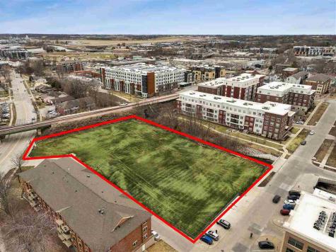 305 E Prentiss Street Iowa City IA 52240