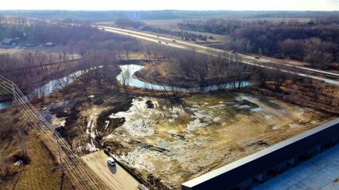 5317 Oak Crest Hill Road SE Hills IA 52235