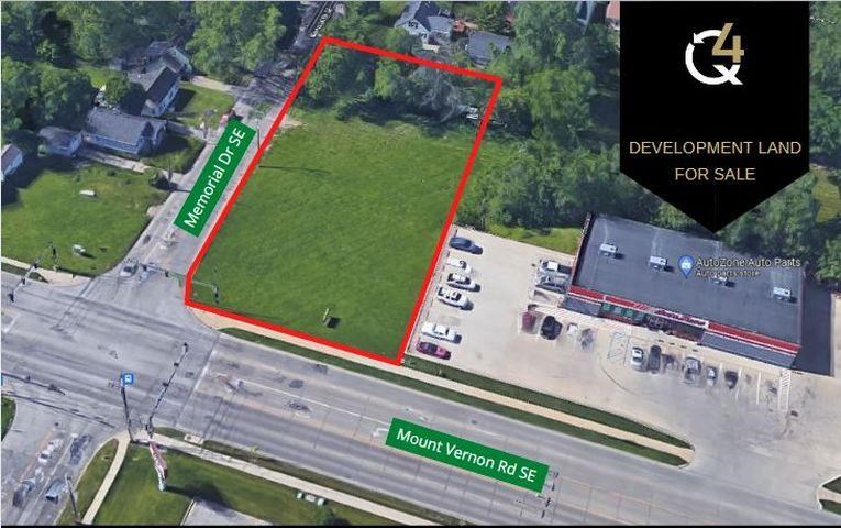 2700 SE Mount Vernon Road Cedar Rapids IA 52403