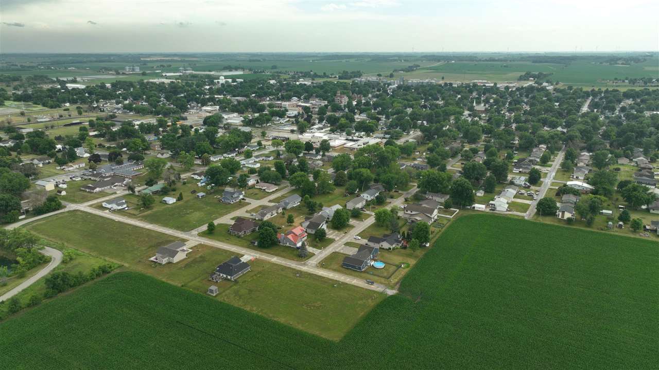Lot Lot 7 Mrm 2nd Addn Garfield Street Marengo IA 52301