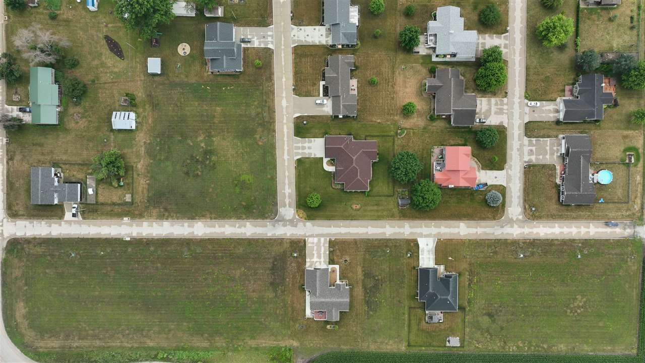 Lot Lot 7 Mrm 2nd Addn Garfield Street Marengo IA 52301