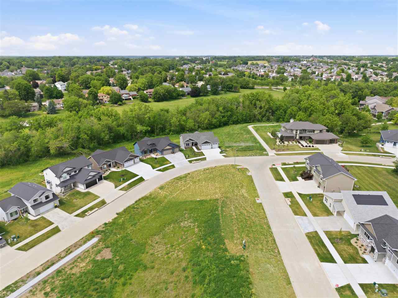 3954 Winnsboro Drive Iowa City IA 52245