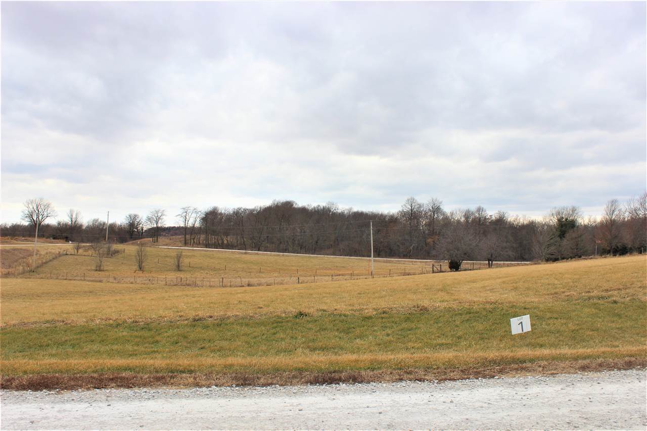 2819 W Drive Parnell IA 52325