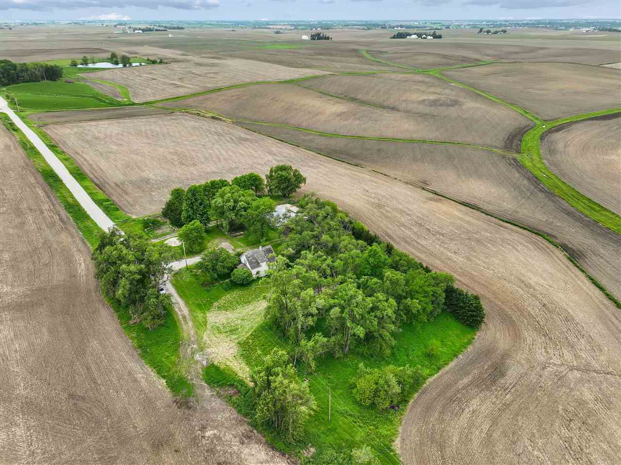 2221 S Avenue Williamsburg IA 52361
