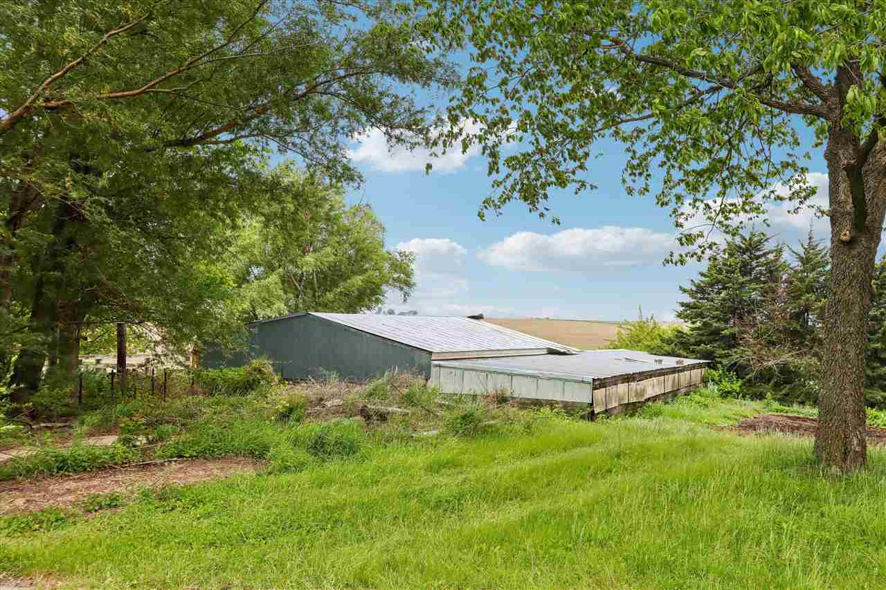 2221 S Avenue Williamsburg IA 52361