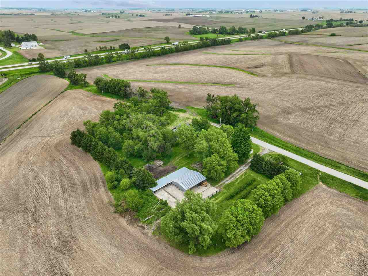 2221 S Avenue Williamsburg IA 52361