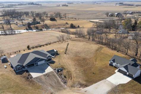 374 Arrowhead Lane Lisbon IA 52253