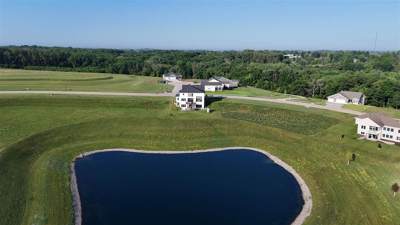 220 Westwood Circle (Lot 64) Kalona IA 52247