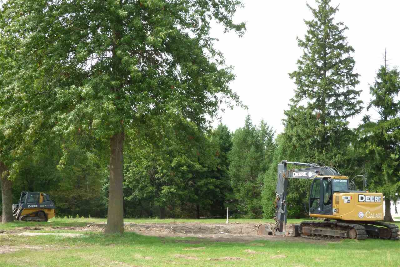 4589 SE Sand Road Iowa City IA 52240