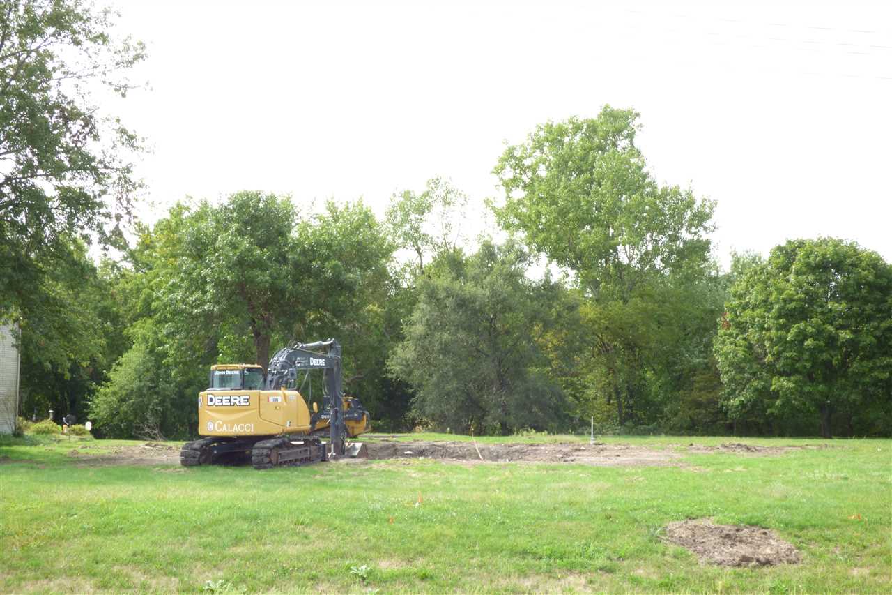 4589 SE Sand Road Iowa City IA 52240