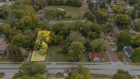 Dodge St Lot 8 Iowa City IA 52245