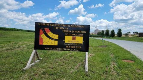 9 Lot Parkview Lane Tipton IA 52772