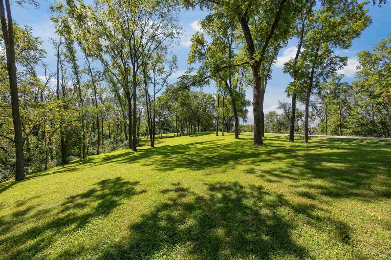 Lot 2/outlot B Breza First Subdivision Solon IA 52333