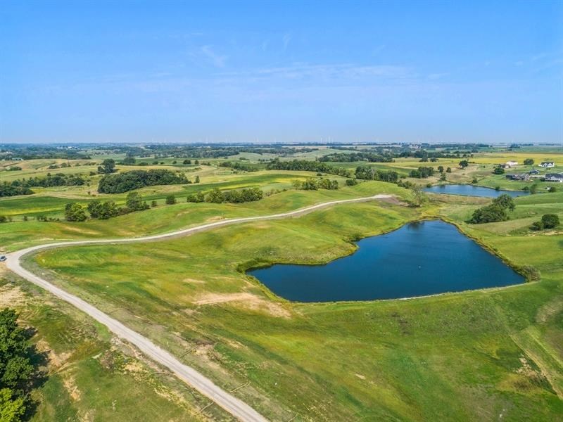 Lot 10 Fox Drive Williamsburg IA 52361