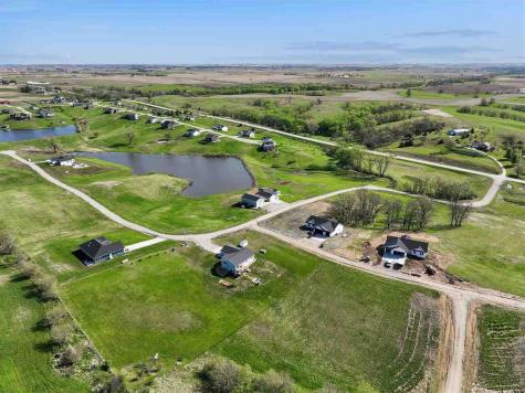 Lot 10 Fox Drive Williamsburg IA 52361