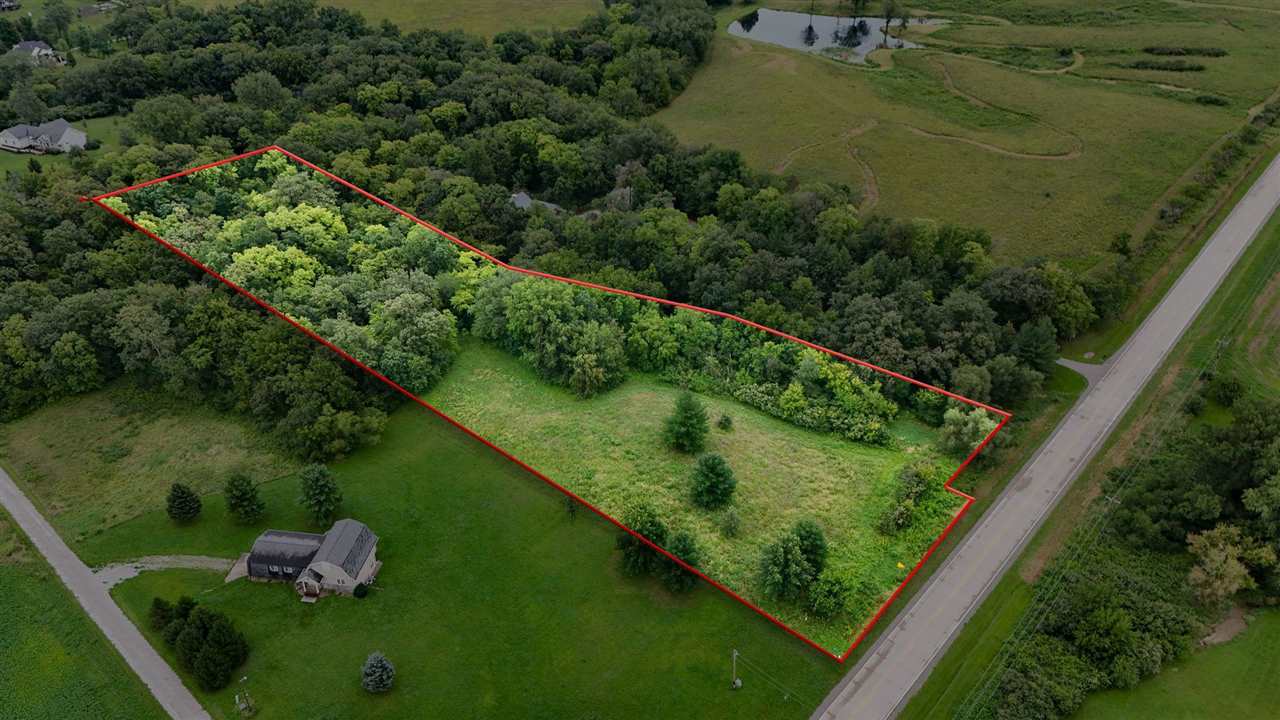 1436 Vine Avenue Riverside IA 52327