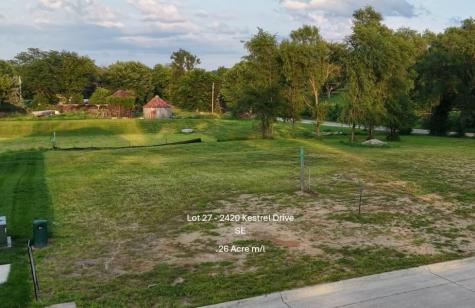 2420 Kestrel Drive SE Cedar Rapids IA 52403