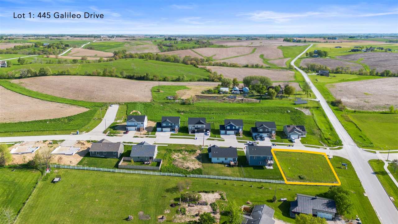 445 Galileo Drive Riverside IA 52327