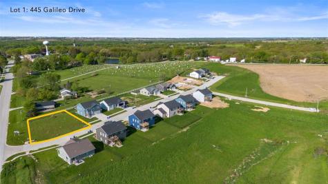 445 Galileo Drive Riverside IA 52327