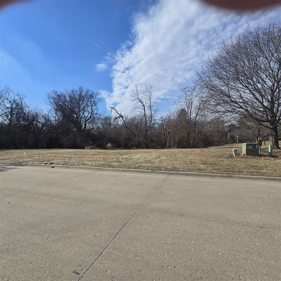Lot 5 Kenruth Circle NE Iowa City IA 52240