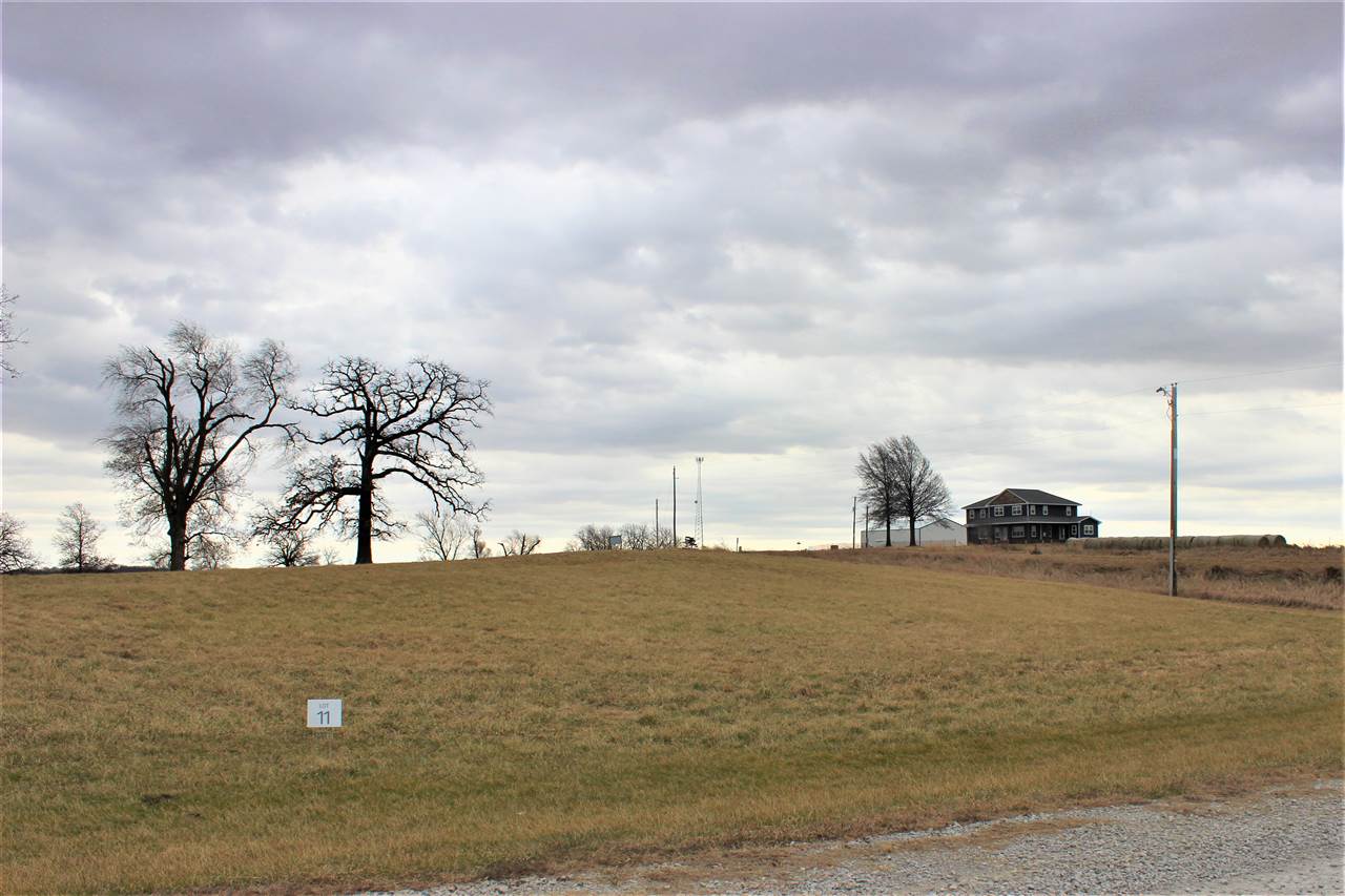 2818 W Drive Parnell IA 52325