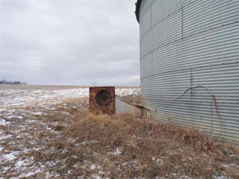1616 270th Street Tipton IA 52772