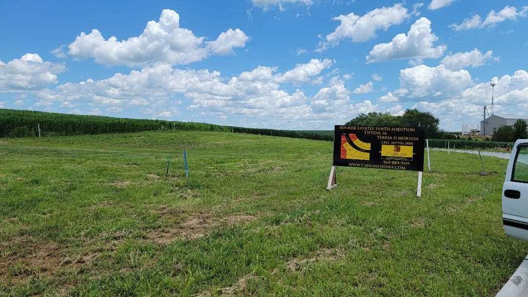 4 Lot Parkview Lane Tipton IA 52772