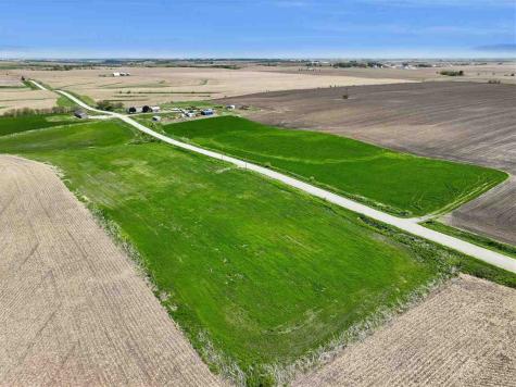 10255 110th Street IA 50104