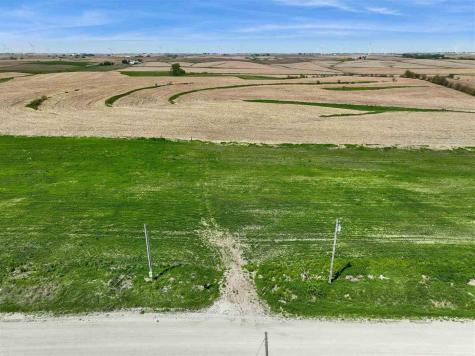 10255 110th Street IA 50104