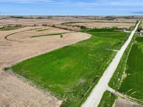 10255 110th Street IA 50104