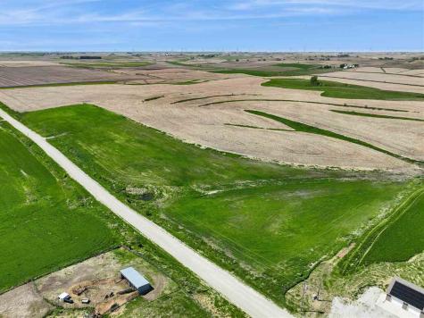 10255 110th Street IA 50104