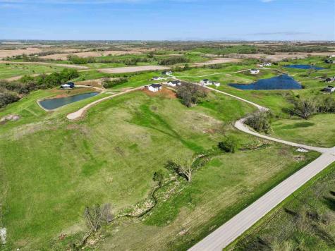 Lot 24 Coyote Run Phase Iii Williamsburg IA 52361