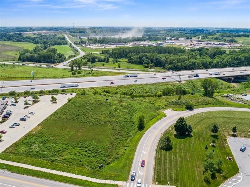 2830 Commerce Drive Coralville IA 52241