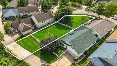 900 Longfellow Place Iowa City IA 52240