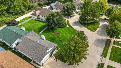900 Longfellow Place Iowa City IA 52240