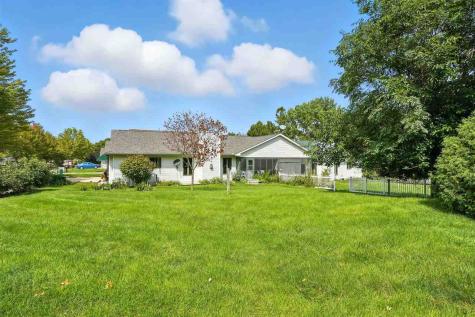 900 Longfellow Place Iowa City IA 52240