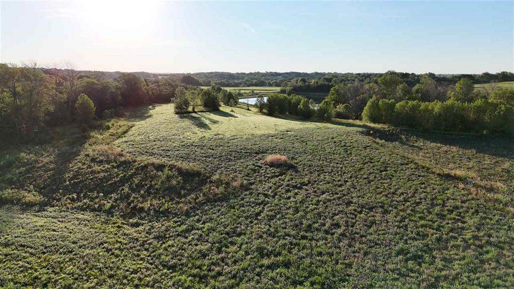 4.8 Acres Westwood Court Kalona IA 52247