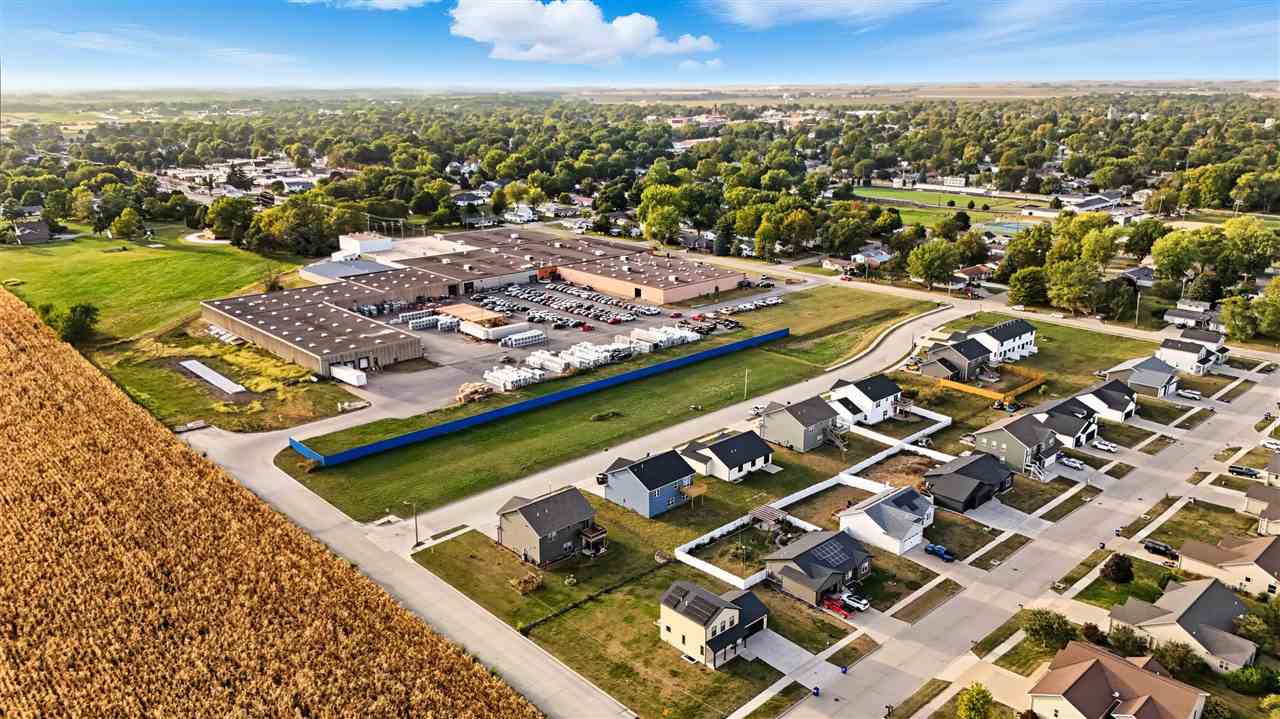 S 11th Ave / E Tyler Street Washington IA 52353