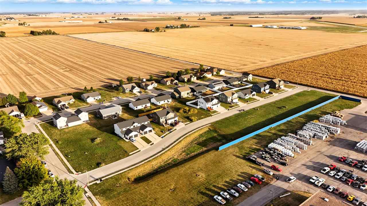 S 11th Ave / E Tyler Street Washington IA 52353