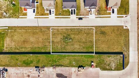 S 11th Ave / E Tyler Street Washington IA 52353