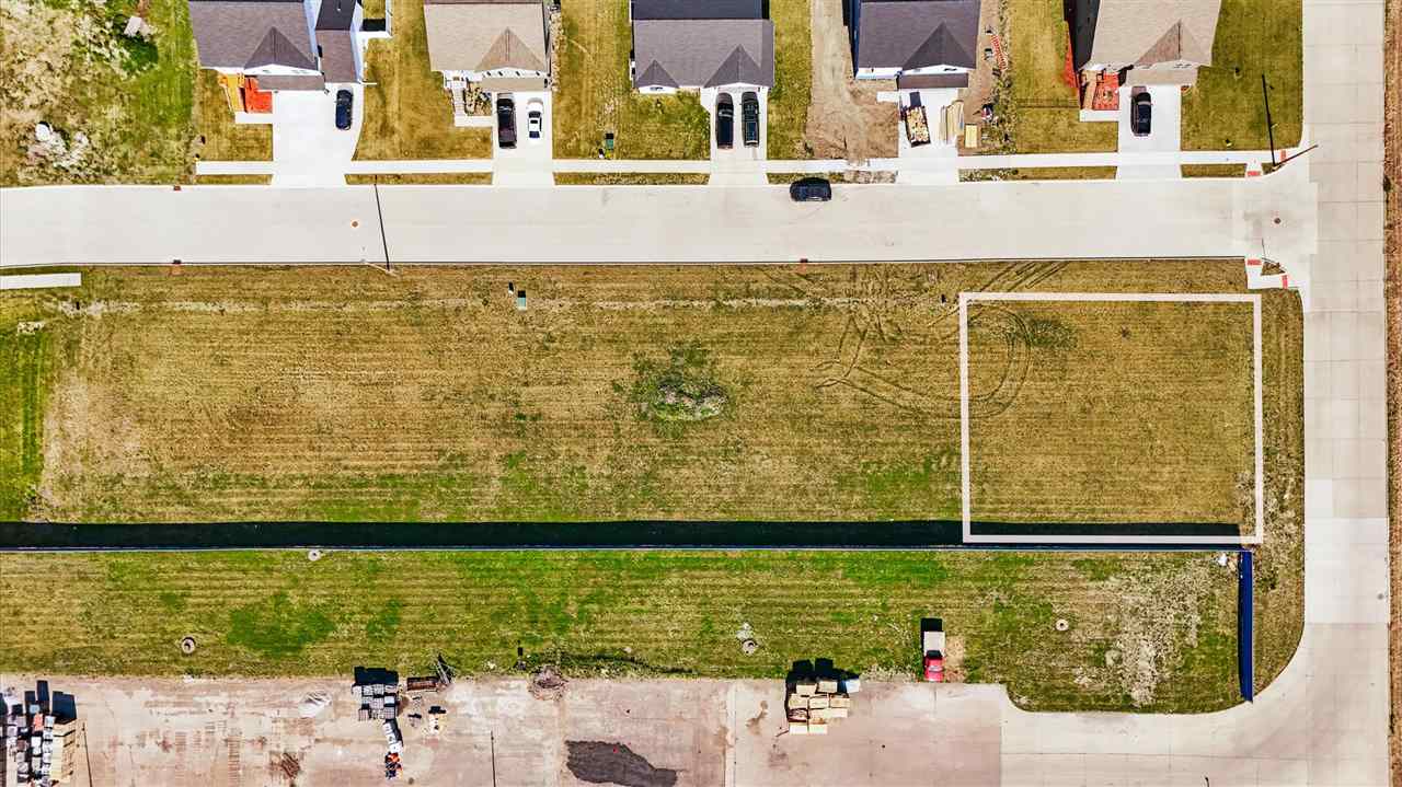 S 11th Ave / E Tyler Street Washington IA 52353