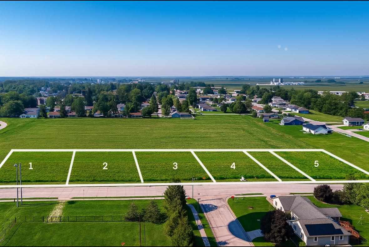 1314 E Adams Street Washington IA 52353